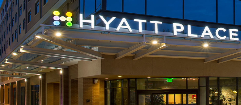 Hyatt-Place-Bloomington-P030-Exterior-Night.masthead-feature-panel-medium.jpg